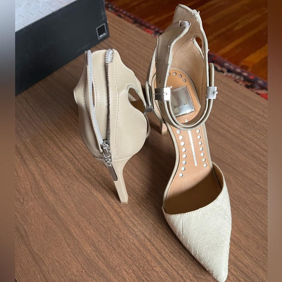 Never been worn. High heel w/strap - Picture 2 of 5